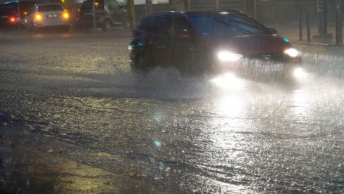 (MAPE) TAČNO OVOG DATUMA TEMPERATURA ZNAČAJNO PADA: Pašće velika količina kiše, da li je gotovo sa najtoplijim delom leta?
