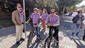 PODRŠKA ŽENAMA OBOLELIM OD RAKA DOJKE: Vožnja bicikala u Gradskom parku