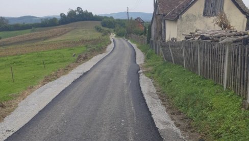 REKORDNO ASFALTIRANJE: Uz podršku države svakodnevno se vide novi putni pravci