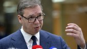 VUČIĆ ISPUNIO OBEĆANJE I REŠIO PROBLEM: Svim zaposlenima Apoteke Beograd overene zdravstvene knjižice za ceo prvi kvartal (VIDEO)