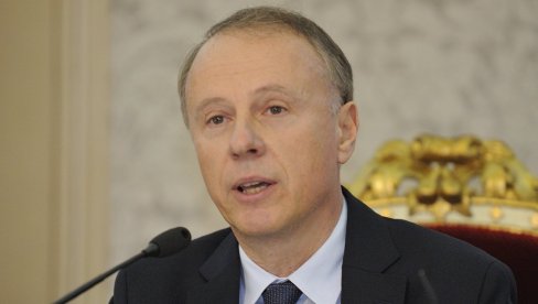 ЂОКИЋ СЕ ДИСТАНЦИРА ОД БЛОКАДЕРА ИЗ БИВШЕ ВЛАСТИ: Они им поручују да су морали да поднесу оставку након смрти студенткиње