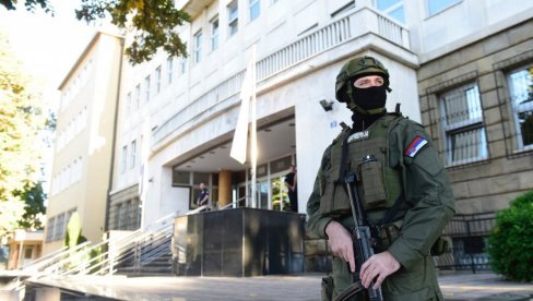 BURNO NA SUĐENJU BELIVUKOVOM KLANU Lalić otkrio: Ko je ubio Kiću Markovića, kako su planirani neredi i ko se od ubijenih najbolje čuvao BURNO NA SUĐENJU BELIVUKOVOM KLANU Lalić otkrio: Ko je ubio Kiću Markovića, kako su planirani neredi i ko se od ubijenih najbolje čuvao