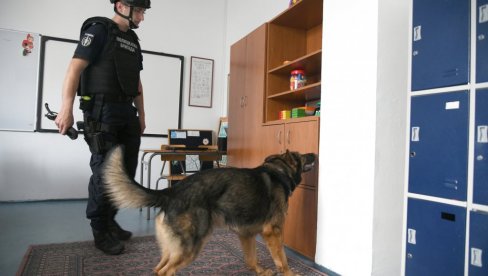 PANIKA U VRANJU: Dojave o bombama u više škola - učenici vraćeni kući, policija na terenu