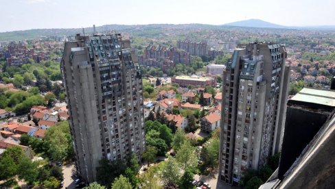 PRŠTALO NA SVE STRANE: Srbi i Hrvati se potukli u Beogradu (FOTO/VIDEO)