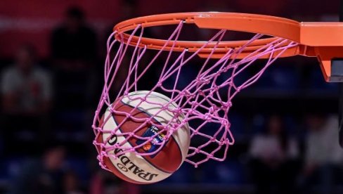 ZVEZDA OSVOJILA KUP U NIŠU: Crveno-bele košarkašice pregazile Art basket i podigle trofej Milan Ciga Vasojević