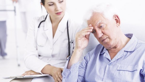 ЈЕДНОСТАВАН ТЕСТ КРВИ МОЖЕ НАДМАШИТИ ТРАДИЦИОНАЛНА ТЕСТИРАЊА: Откривен нови тест за дијагностику Алцхајмерове болести