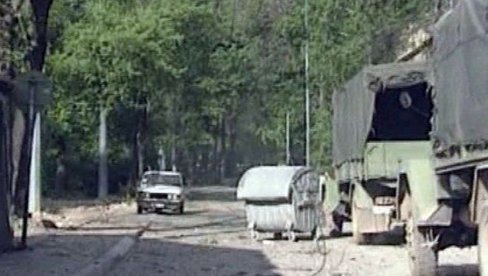 KUKAVIČKI NAPAD NA GOLOBRADE MLADIĆE ZOVU HEROJSTVOM?! Sramotne tvrdnje iz Sarajeva o dešavanjima u Dobrovoljačkoj KUKAVIČKI NAPAD NA GOLOBRADE MLADIĆE ZOVU HEROJSTVOM?! Sramotne tvrdnje iz Sarajeva o dešavanjima u Dobrovoljačkoj