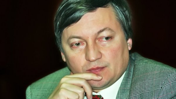 ТЕШКО ПОВРЕЂЕН АНАТОЛИЈ КАРПОВ: Руски медији јавили да је славни шахиста у вештачкој коми