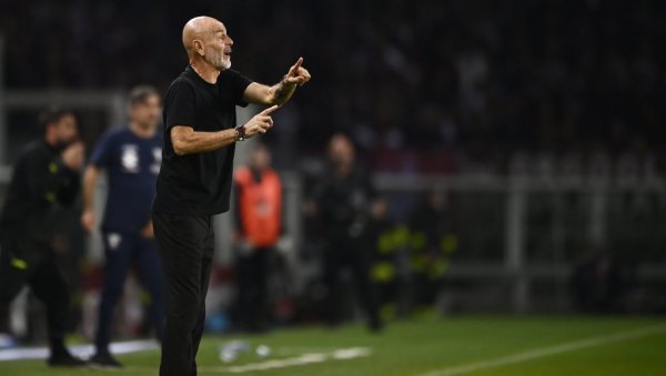 КРАЈ ПОСЛЕ ПЕТ ГОДИНА: Милан се опростио од тренера