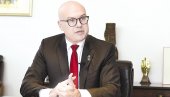 ВУЧЕВИЋ РЕАГОВАО НА СКАНДАЛОЗНУ ОДЛУКУ АПЕЛАЦИОНОГ СУДА: Потврдили не само да су пали на колена, већ да пузе пред блокадерима-фотељашима ВУЧЕВИЋ РЕАГОВАО НА СКАНДАЛОЗНУ ОДЛУКУ АПЕЛАЦИОНОГ СУДА: Потврдили не само да су пали на колена, већ да пузе пред блокадерима-фотељашима