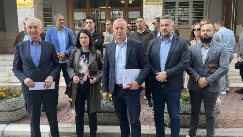 VLADA U SENI JOŠ U HLADU: Oštra poruka vlasti opoziciji koja najavljuje formiranje paralelne institucije