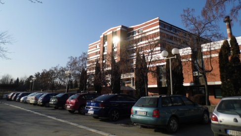 DRVA I HRANA ZA SIROMAŠNE: Gradska uprava sa 9 miliona pomaže Piroćance DRVA I HRANA ZA SIROMAŠNE: Gradska uprava sa 9 miliona pomaže Piroćance
