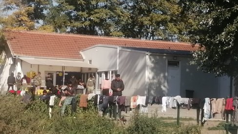 ZATVORENA TRI CENTRA ZA MIGRANTE: Smeštaji za azil po odluci Komesarijata za izbeglice na novom režimu rada zbog smanjenog priliva