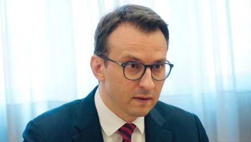 MEĐUNARODNA ZAJEDNICA MORA DA ZAUSTAVI OVO LUDILO Petković se oglasio o situaciji na KiM - Kurti još jednom pokazao srbomrzačko lice MEĐUNARODNA ZAJEDNICA MORA DA ZAUSTAVI OVO LUDILO Petković se oglasio o situaciji na KiM - Kurti još jednom pokazao srbomrzačko lice