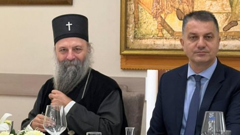 MOST DO VUJOVIĆA: Patrijarh Porfirije o o rukometu razgovarao sa Vladanom Krasavcem MOST DO VUJOVIĆA: Patrijarh Porfirije o o rukometu razgovarao sa Vladanom Krasavcem