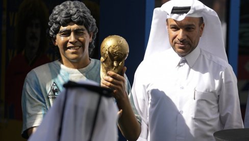 ЖИВОТ ЈЕ ВЕЛИКИ, СМРТ ЈЕ МАЈУШНА! У Новостима објављена читуља Дијегу Арманду Марадони и то од кога