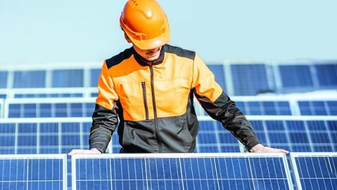 SMANJITE RAČUNE ZA STRUJU ZA 10 ODSTO: Privreda zainteresovana za ugradnju solarnih panela SMANJITE RAČUNE ZA STRUJU ZA 10 ODSTO: Privreda zainteresovana za ugradnju solarnih panela