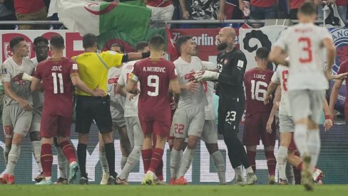 РЕАКЦИЈА ШВАЈЦАРАЦА НА МЕЧ СА СРБИЈОМ: Помињу Косово, Џаку, Шаћирија и орла из Русије РЕАКЦИЈА ШВАЈЦАРАЦА НА МЕЧ СА СРБИЈОМ: Помињу Косово, Џаку, Шаћирија и орла из Русије