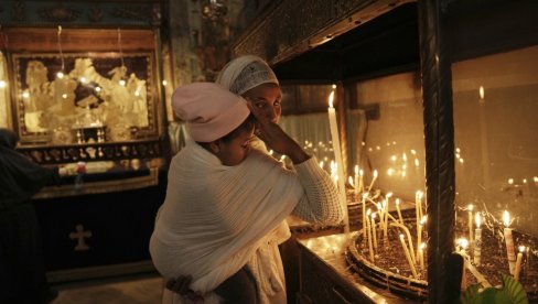 PRIPREME ZA BOŽIĆ U VITLEJEMU: Zavirite u Crkvu Hristovog rođenja u Palestini (FOTO) PRIPREME ZA BOŽIĆ U VITLEJEMU: Zavirite u Crkvu Hristovog rođenja u Palestini (FOTO)