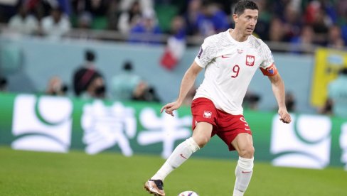 SVE UKAZUJE NA JEDNO: Posle sukoba sa selektorom i bolnog poraza, Levandovski prelomio!