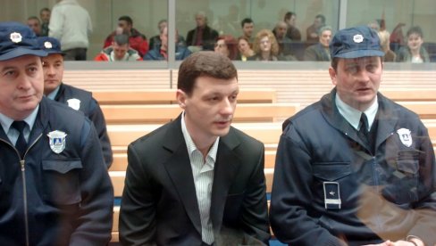 DEJAN MILENKOVIĆ BAGZI O PRVOM RAZBOJNIŠTVU ZEMUNACA: Detalji pljačke i otmice Novaka Stevanića DEJAN MILENKOVIĆ BAGZI O PRVOM RAZBOJNIŠTVU ZEMUNACA: Detalji pljačke i otmice Novaka Stevanića