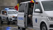 ДРАМА У БУКУРЕШТУ: Мушкарац покушао аутомобилом да улети у руску амбасаду