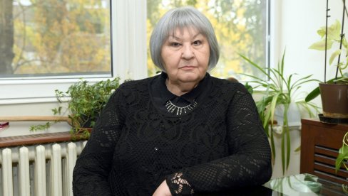 KAKO ODEĆA OTKRIVA, ALI I SKRIVA - KARAKTER: Milanka Berberović o knjizi Scenski kostim - traganje, saradnji s rediteljima i glumcima KAKO ODEĆA OTKRIVA, ALI I SKRIVA - KARAKTER: Milanka Berberović o knjizi Scenski kostim - traganje, saradnji s rediteljima i glumcima
