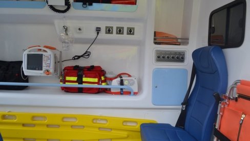 ISTRAGA KRAĐE SANITETA U KRUŠEVCU: Vozilo ukradeno par minuta nakon povratka lekara sa terena, pacijenta su urgentno zbrinjavali ISTRAGA KRAĐE SANITETA U KRUŠEVCU: Vozilo ukradeno par minuta nakon povratka lekara sa terena, pacijenta su urgentno zbrinjavali