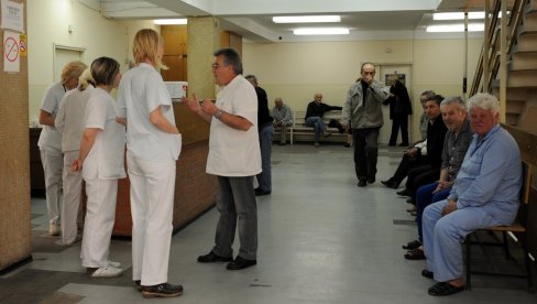 LEKARIMA KAMERE ŠTOPUJU RADNO VREME: Ministarka Grujičić predlaže nove mere za praćenje učinka medicinara LEKARIMA KAMERE ŠTOPUJU RADNO VREME: Ministarka Grujičić predlaže nove mere za praćenje učinka medicinara