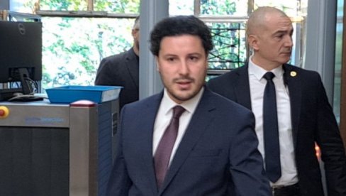 POSLANICI DPS I SD BEZ IMUNITETA? SDT formirao predmet o pričinjenoj šteti državi dodelom ekskluzivnih stanova POSLANICI DPS I SD BEZ IMUNITETA? SDT formirao predmet o pričinjenoj šteti državi dodelom ekskluzivnih stanova