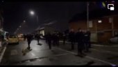 NAORUŽANI DO ZUBA U OKLOPNIM VOZILIMA Novi detalji okupacije severa KiM - i deca u vrtiću Kurtiju bila meta NAORUŽANI DO ZUBA U OKLOPNIM VOZILIMA Novi detalji okupacije severa KiM - i deca u vrtiću Kurtiju bila meta
