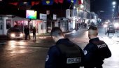 UPALI U GRAD, PA IZDAJU SAOPŠTENJA: Oglasili se iz policije lažne države, najavljuju novi teror UPALI U GRAD, PA IZDAJU SAOPŠTENJA: Oglasili se iz policije lažne države, najavljuju novi teror
