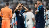 LUKA MODRIĆ UPLAKAN NAPUSTIO TEREN: Argentinski fudbaler nakon meča učinio nešto neverovatno