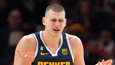 NIKOLA JOKIĆ GLEDA I NE VERUJE: Ovo što se upravo desilo u NBA ligi je apsurdno!