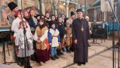 ПРАЗНИК ЗИМСКИХ ОБИЧАЈА У СЕЛУ ТОРАК: Одржан и традиционални божићни концерт (ФОТО)