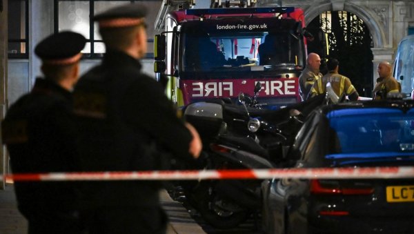 ТРИНАЕСТОГОДИШЊИ ДЕЧАК ПРЕМИНУО ОД УБОДА НОЖЕМ: Епилог стравичног напада који је потресао Лондон