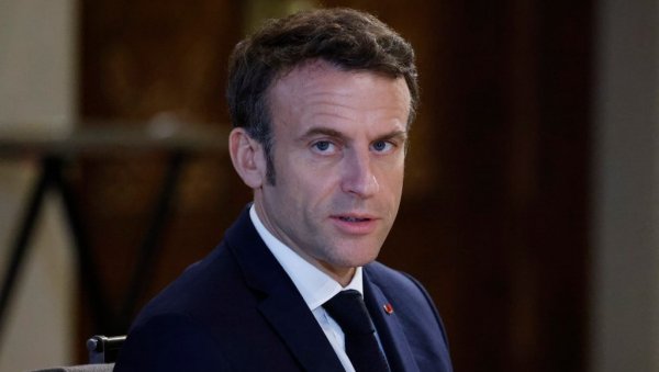 МАКРОН НАПРАВИО ЗАМКУ ЗА АМЕРИКУ: Опасне игре француског председника под лупом бившег обавештајца