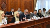KLJUČAN RAZVOJ SVIH DELOVA SRBIJE: Ministar Vesić saopštio - 1,4 milijarde dinara za projekte u devet opština