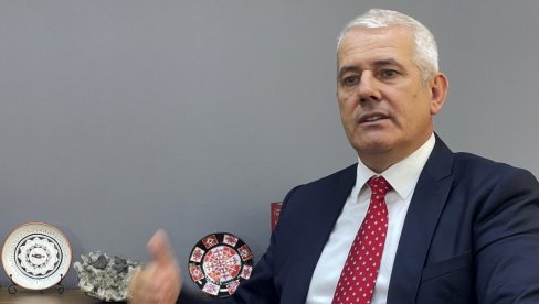 НАЈОШТРИЈЕ ОДБАЦУЈЕМО ОПТУЖБЕ ЛАЖНОГ МИНИСТРА ЗА КРШЕЊЕ ЉУДСКИХ ПРАВА: Огласили се Мартиновић и Митровић после Свечљине објаве