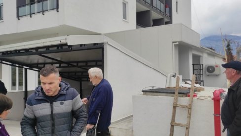 NOVI SKANDAL I PREVARA U BARU: Penzionerima oduzeli kvadrate, podizvođač dogradio nove stanove (FOTO)