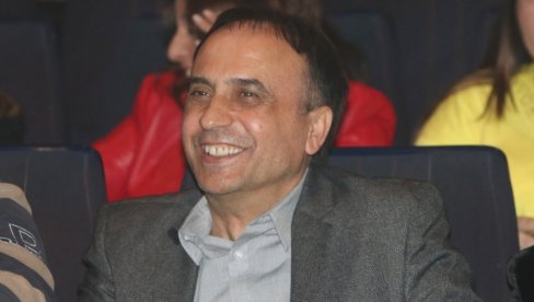 БЕКИ ПОСТАО ДЕДА: Право име му је Бехљуљ, а видите како су назвали малишана