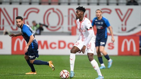 PRŠTAĆE NA SVE STRANE: Ovo su dve vrlo ofanzivnre ekipe koje ne mare mnog oza odbranu