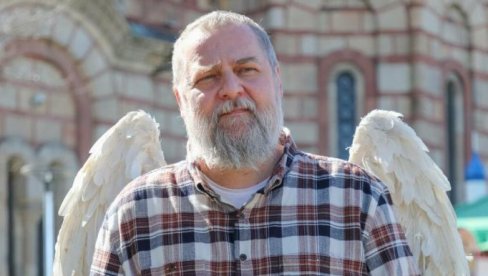 PAZITE NA SVOGA ANĐELA I SLUŠAJTE GA: Nikola Kolja Pejaković o iskušenjima, Božiću PAZITE NA SVOGA ANĐELA I SLUŠAJTE GA: Nikola Kolja Pejaković o iskušenjima, Božiću