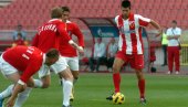 NOVAK ĐOKOVIĆ KAO FUDBALER: Nole oduševio, otkrio za koji klub bi igrao, ali i koji bi mu bio najdraži trofej (VIDEO)