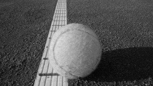 ТЕНИСКИ СВЕТ ЗАВИЈЕН У ЦРНО! Преминуо један од највећих свих времена