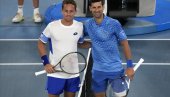 AUSTRALIJA GLEDA SVOG KRALJA: Đoković je ovako dočekan na Rod Lejver areni pred prvi zvanični meč AUSTRALIJA GLEDA SVOG KRALJA: Đoković je ovako dočekan na Rod Lejver areni pred prvi zvanični meč