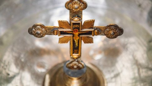 Шта значи кад је на Крстовдан ВЕДРО И ВЕТРОВИТО