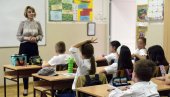 ПСИХОЛОЗИ САВЕТУЈУ: Како породично обележити 1. септембар и треба ли помагати деци са домаћим