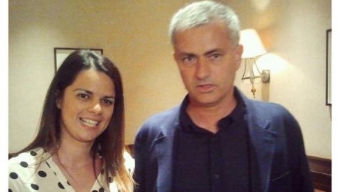 PRED MURINJOM I FEDEREROM SAM OSEĆALA TREMU: Nina Kolundžija, voditelj, novinar i reporter, o sportu, životnim borbama i lekcijama... PRED MURINJOM I FEDEREROM SAM OSEĆALA TREMU: Nina Kolundžija, voditelj, novinar i reporter, o sportu, životnim borbama i lekcijama...