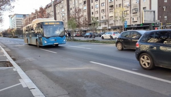 БЕСПЛАТНО ЗА ДАН ГРАДА НОВОГ САДА : Без карте у аутобусе градског превоза